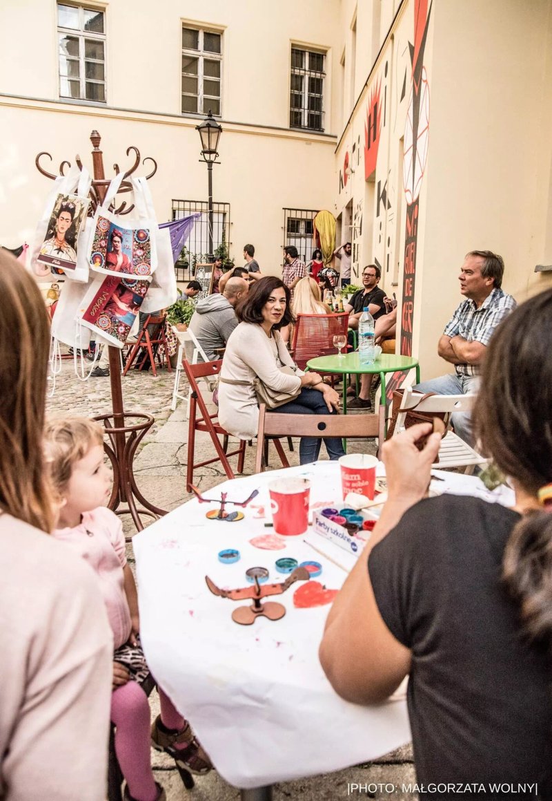 Spanish Coffee Shop and Bookstore