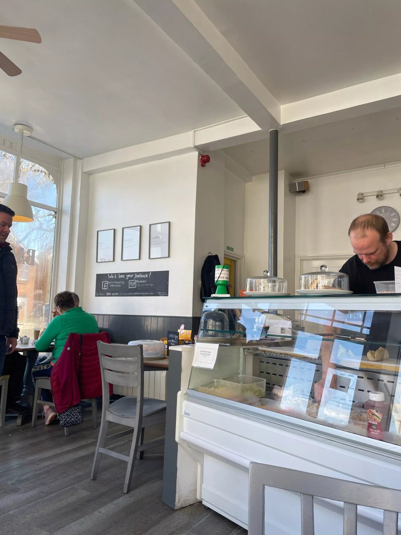 The Lunch Box Cafe