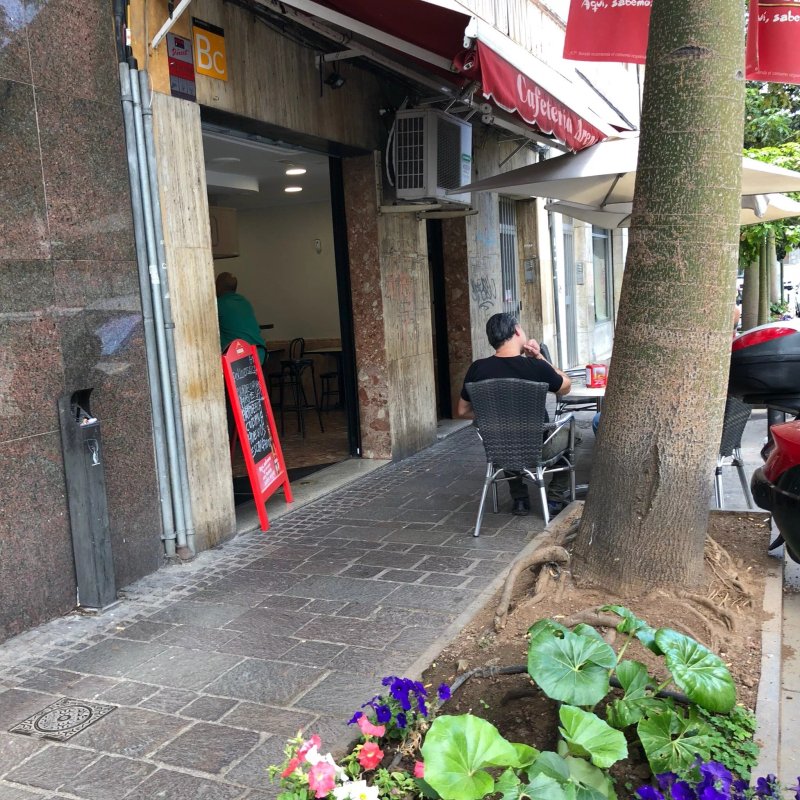Coral Bar