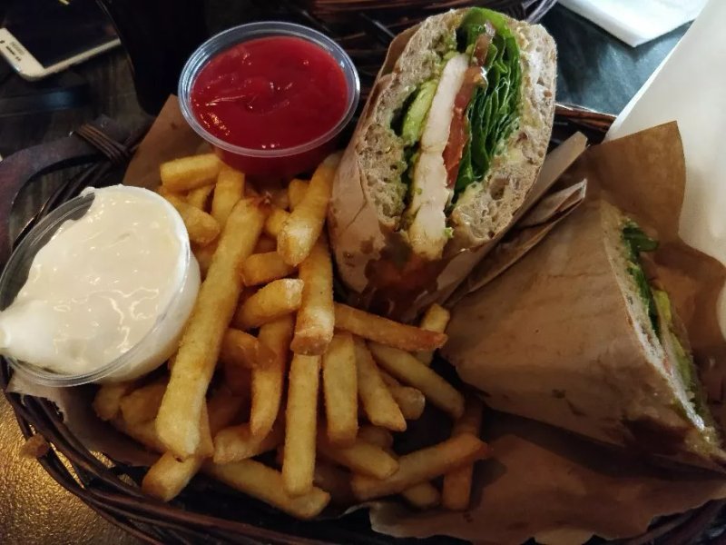 Cafe Hugo