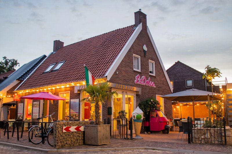 IJssalon La Dolce Borger