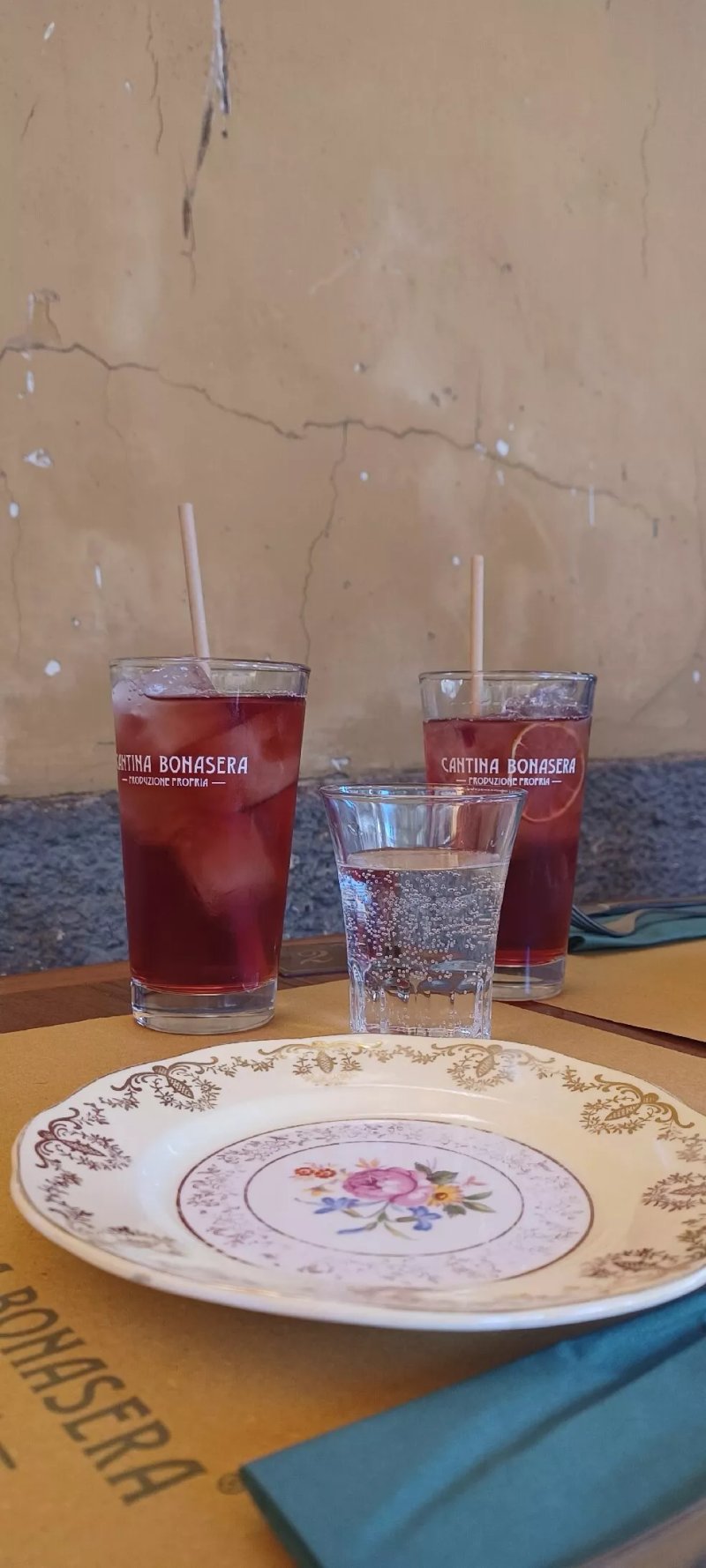 Cantina Bonasera