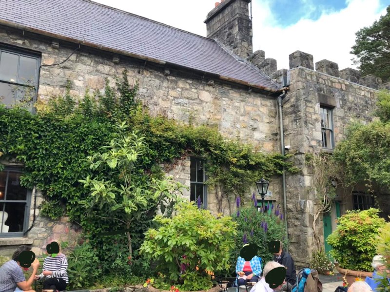 Synge And Byrne Tea Rooms, Glenveagh