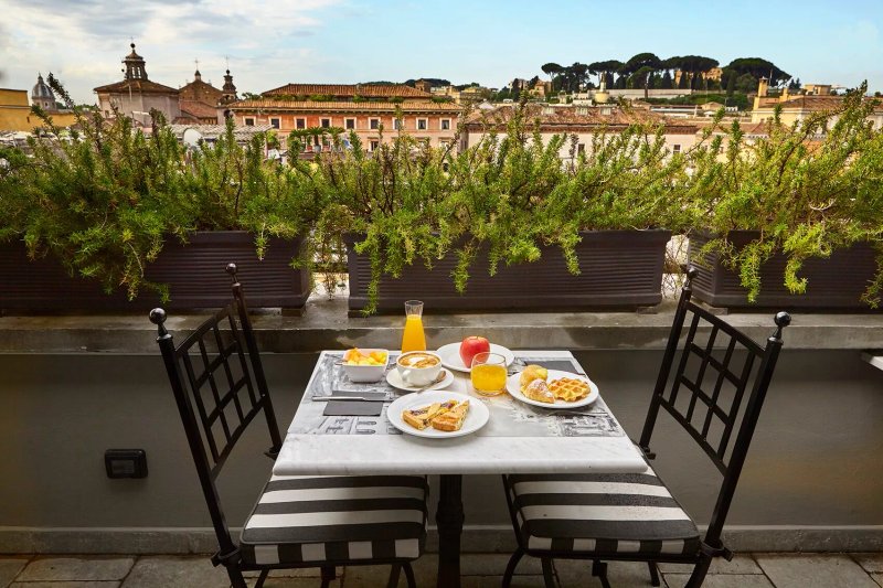 Trianon Borgo Pio Aparthotel