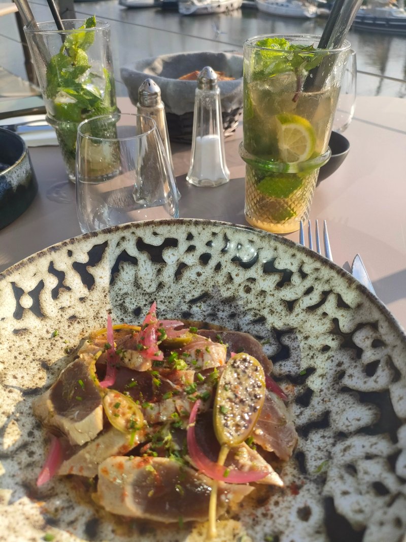 Restaurant & Bar Fraya