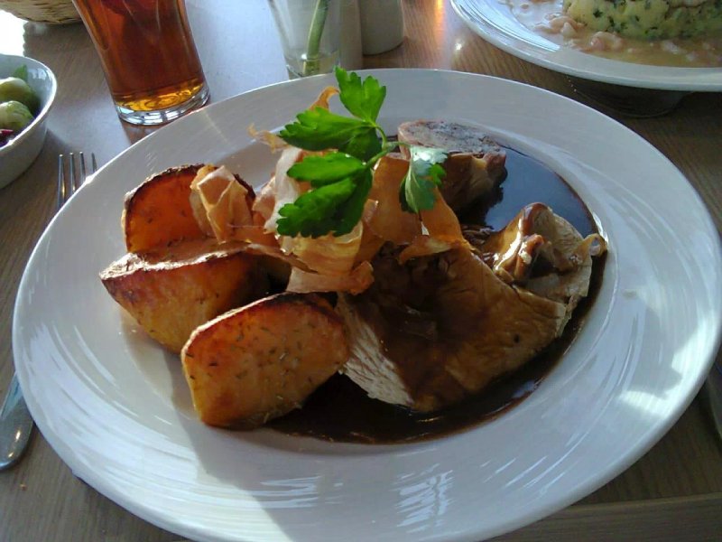 The Famous Ship Inn Restaurant