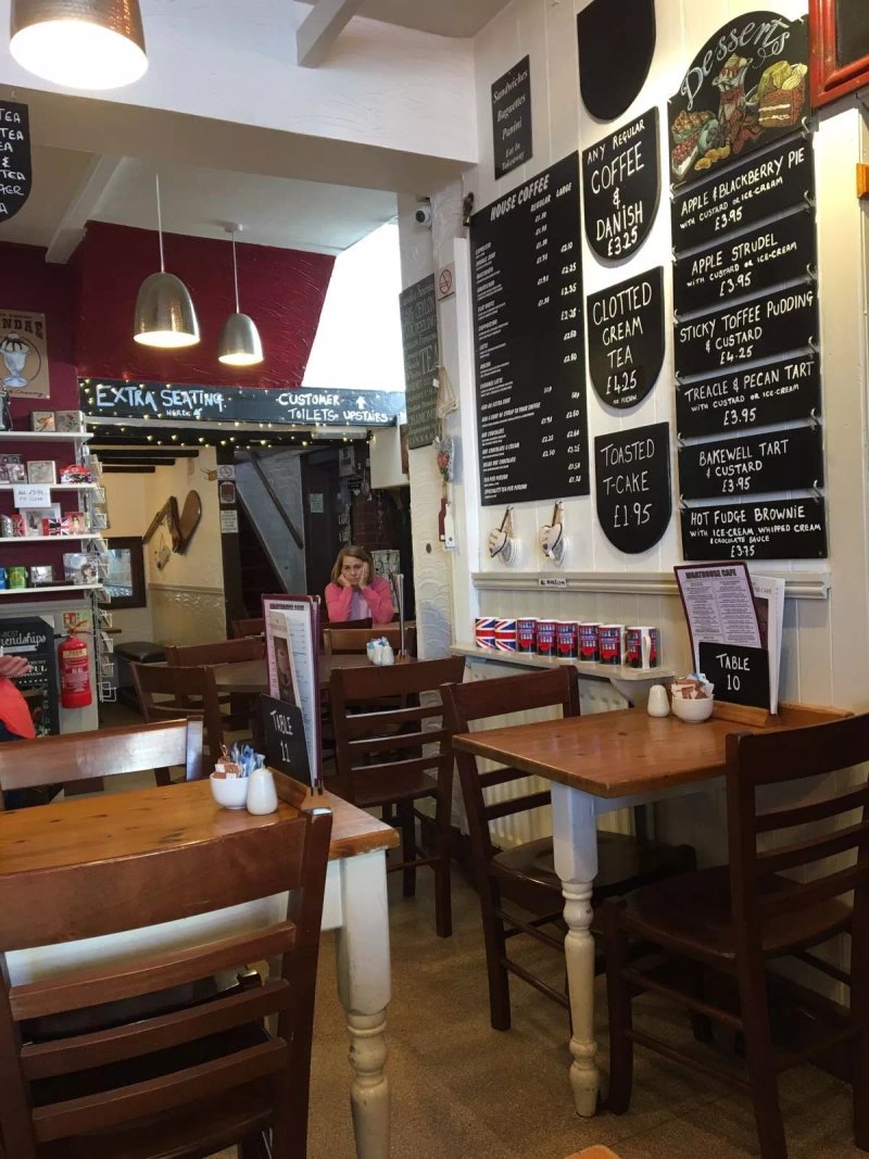 The Moathouse Cafe