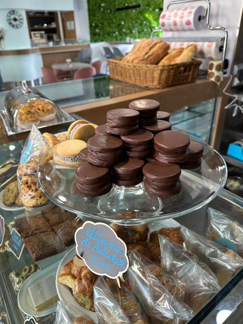 La Celestina Pasteleria y Cafe