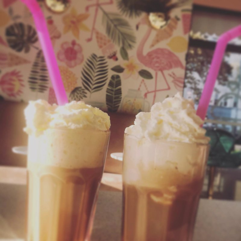 Lodziarnie "Lody i Ciastka"