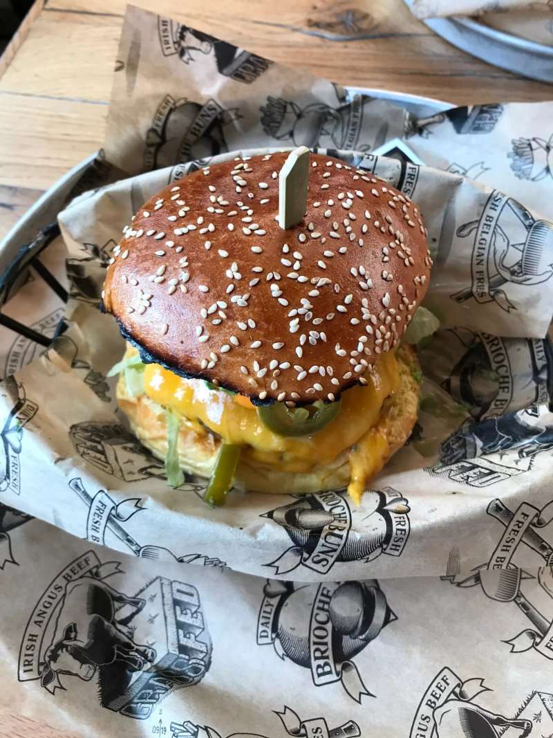 Manhattn's Burgers