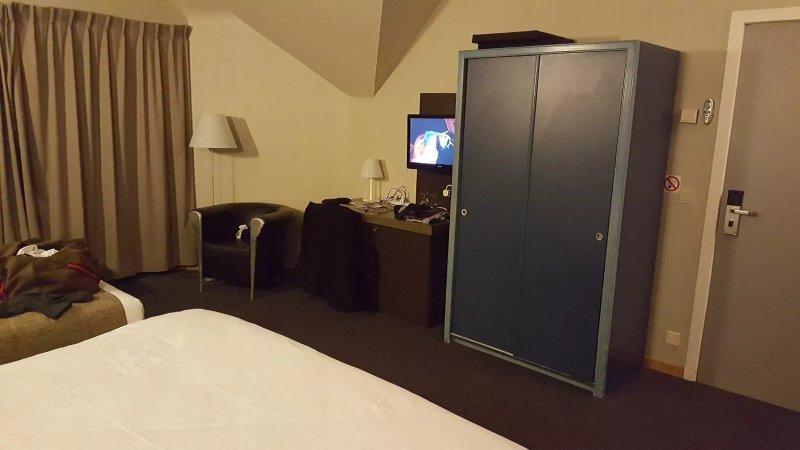 Apostroff Hotel