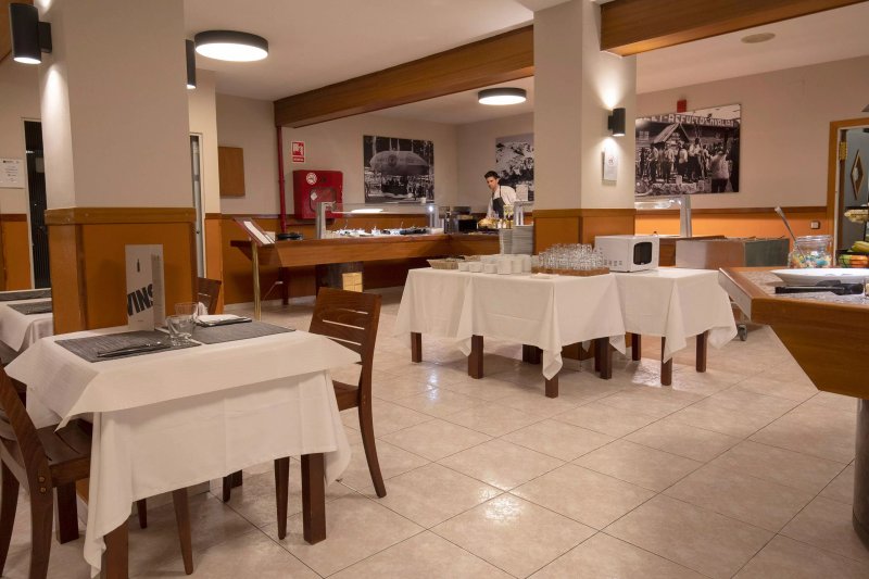 Hotel Encamp