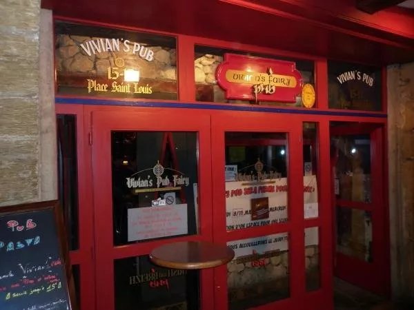 Vivians Pub Fairy