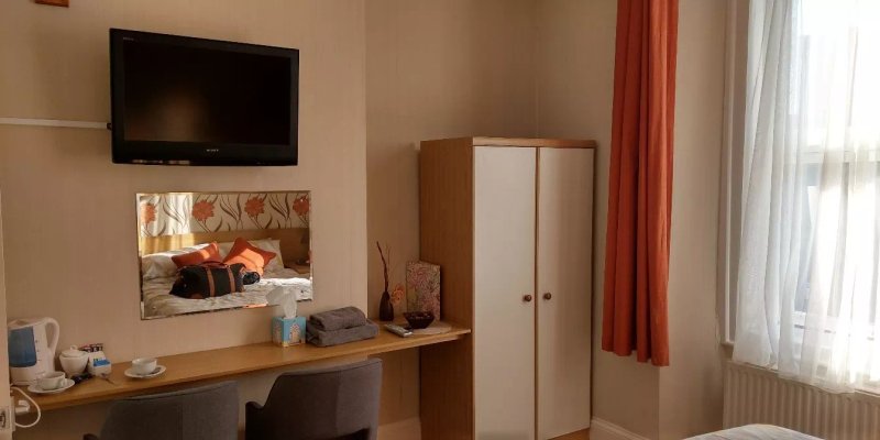 Grove Lodge Guest House