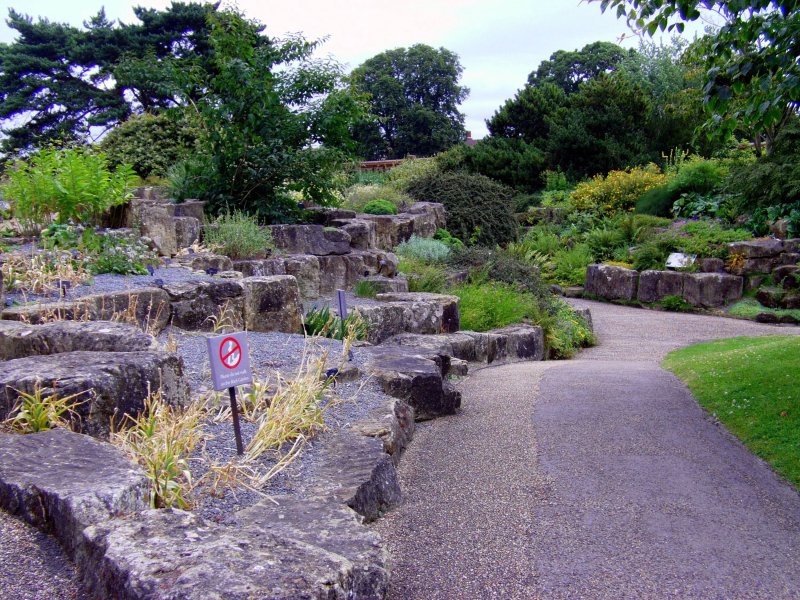 Kew Gardens Hotel