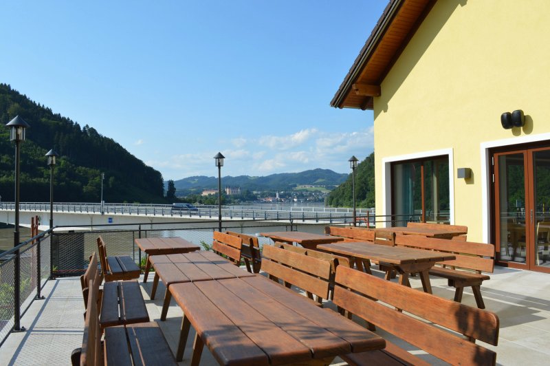 Gasthof zur Donaubrucke