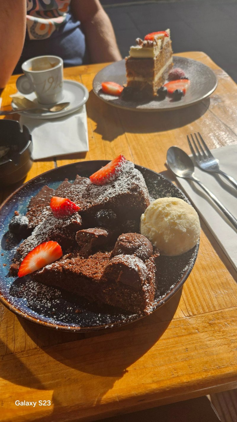 Marina Cafe