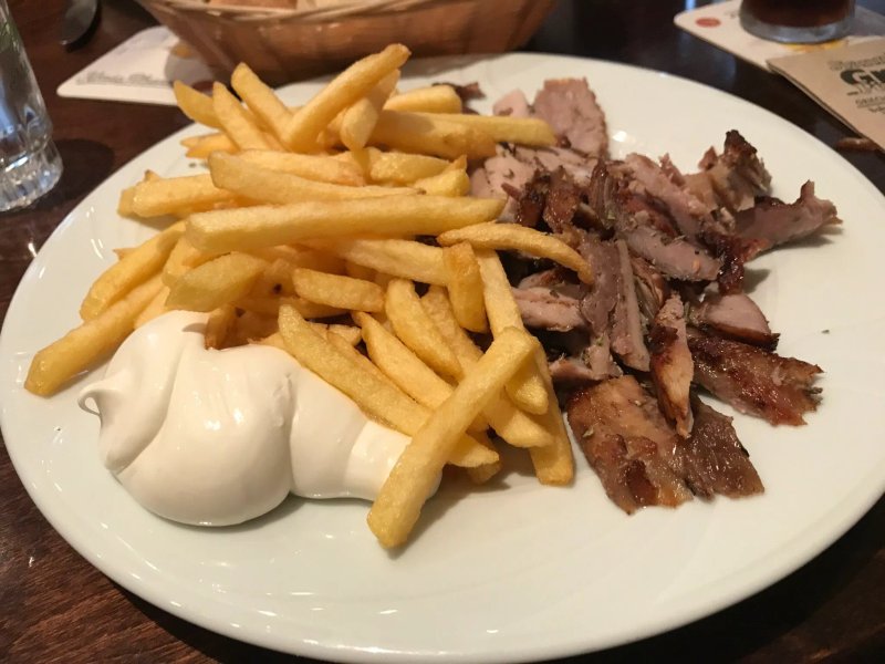 Jiannis Grill