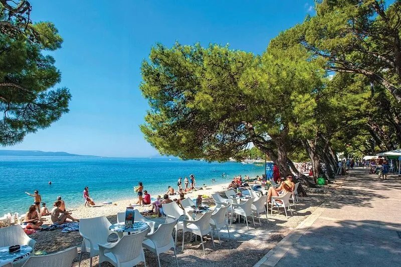 Amazing apartment in Makarska with WiFi
