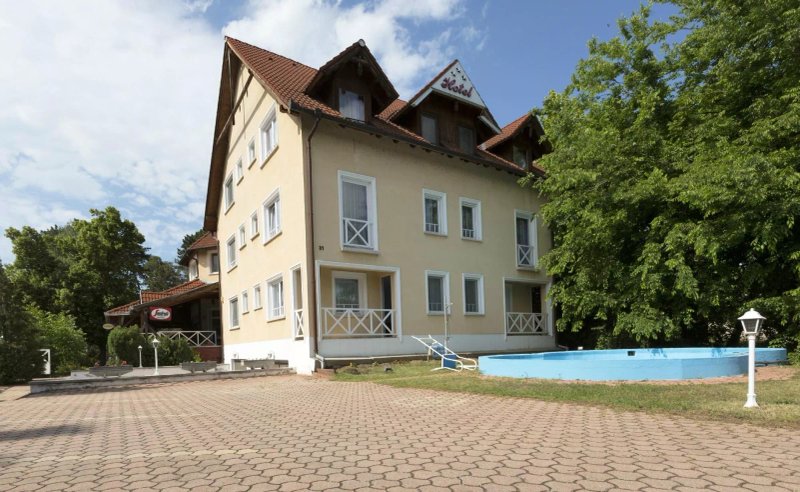 Francoise Hotel