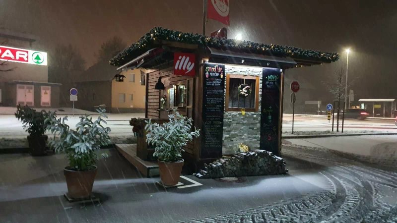 Cafe Parkplac Drive In
