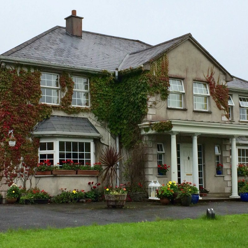 Connemara Country Lodge Bed and Breakfast
