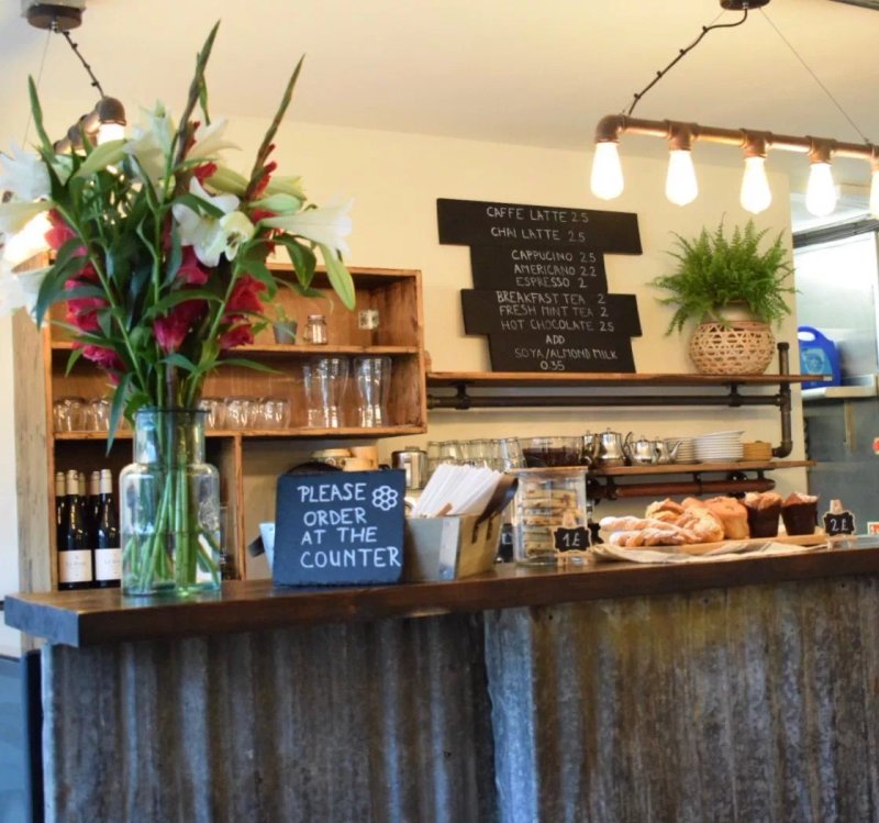 Hive cafe & grocery