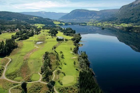 Voss Golf Course