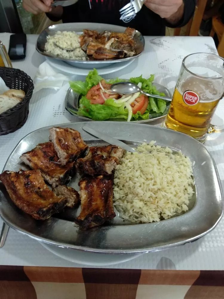 Churrasqueira A Caseirinha