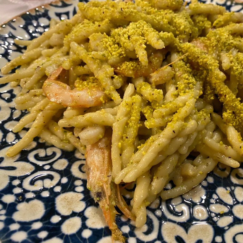 Osteria macrame