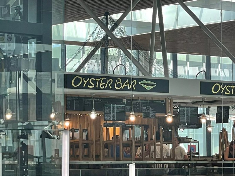 Oyster bar 64