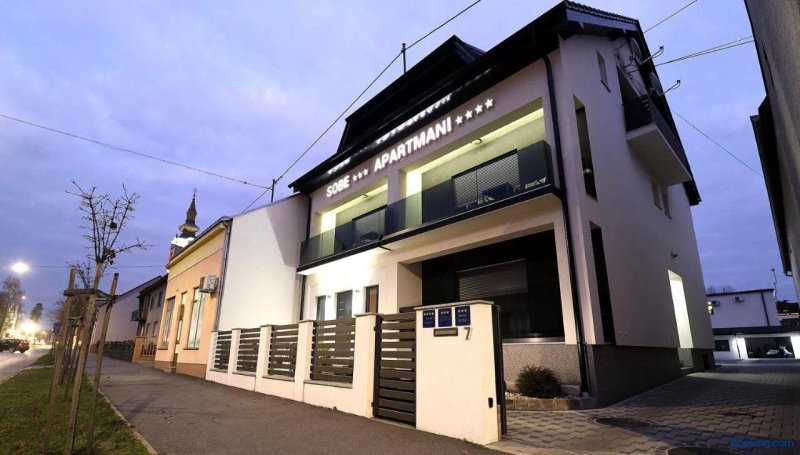 Apartmani I Sobe Laganini