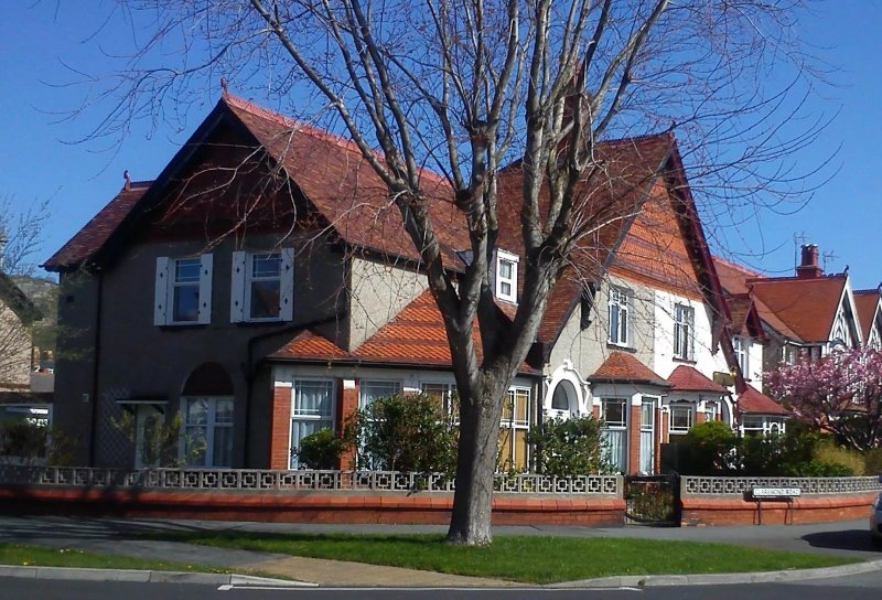 Claremont House Holiday Apartments
