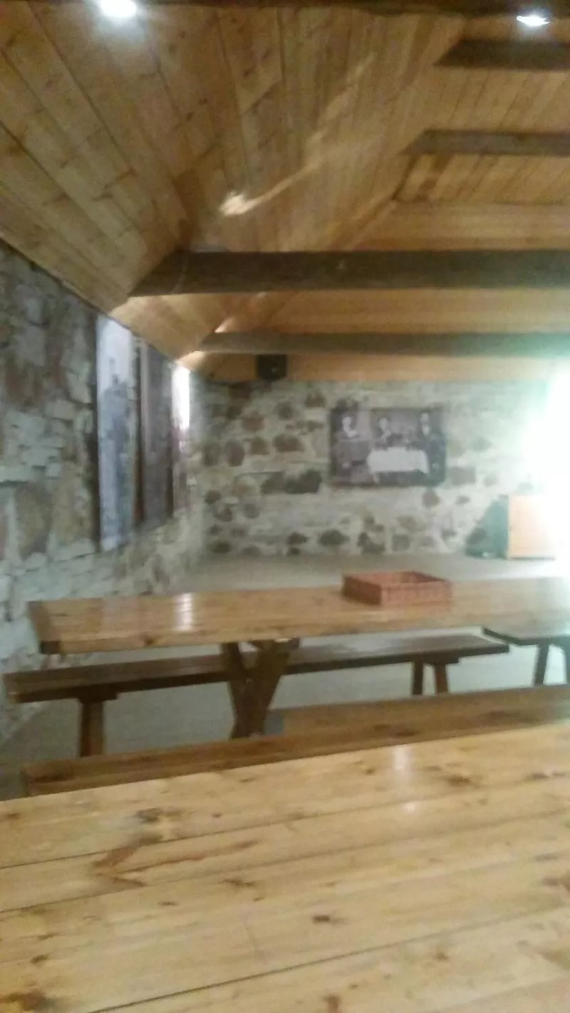 Kolu Tavern