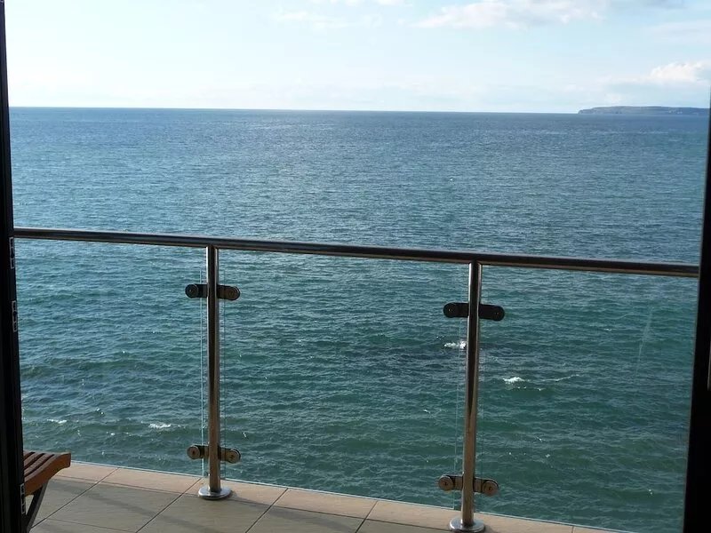 Tides - The LARGEST 2 Bed luxury Apartment within Horizon View!