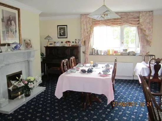 Rossarney Town House