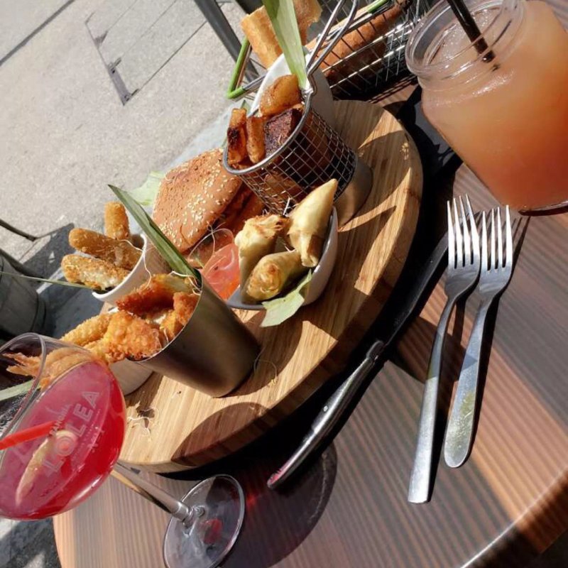 Le Bistrot Des Bikinis