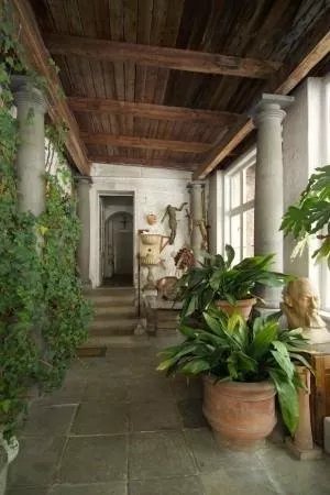 Plecnik House