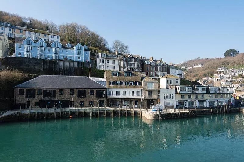 Truly magnificent, luxury waterfront apartment