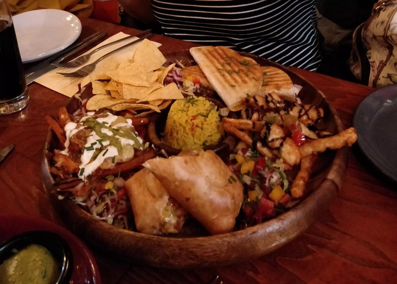 La Parrilla Mexican Bar & Grill