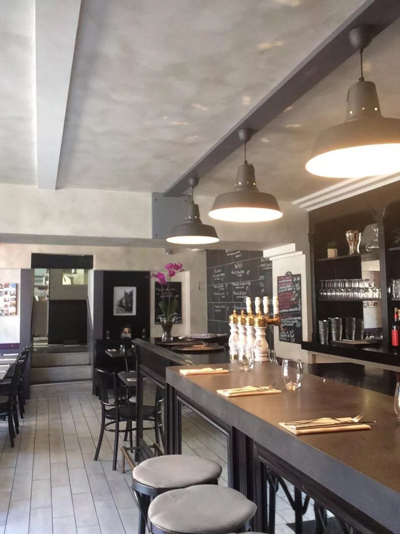 B Bistro