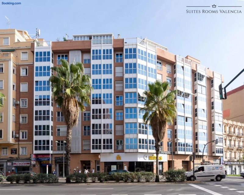 MonaLisa Luxury Suites