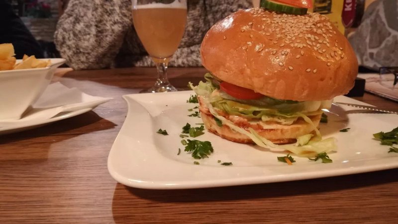 Molino Pub & Restaurant