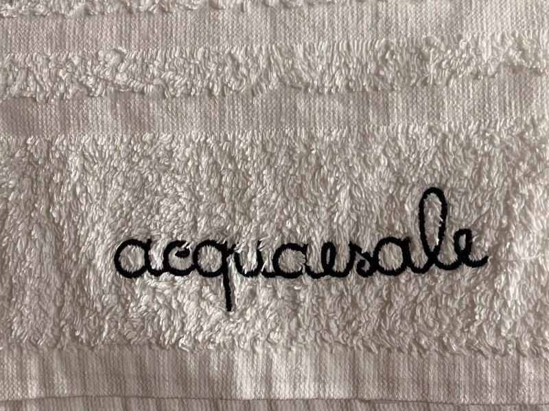 Acqua E Sale Rent Room