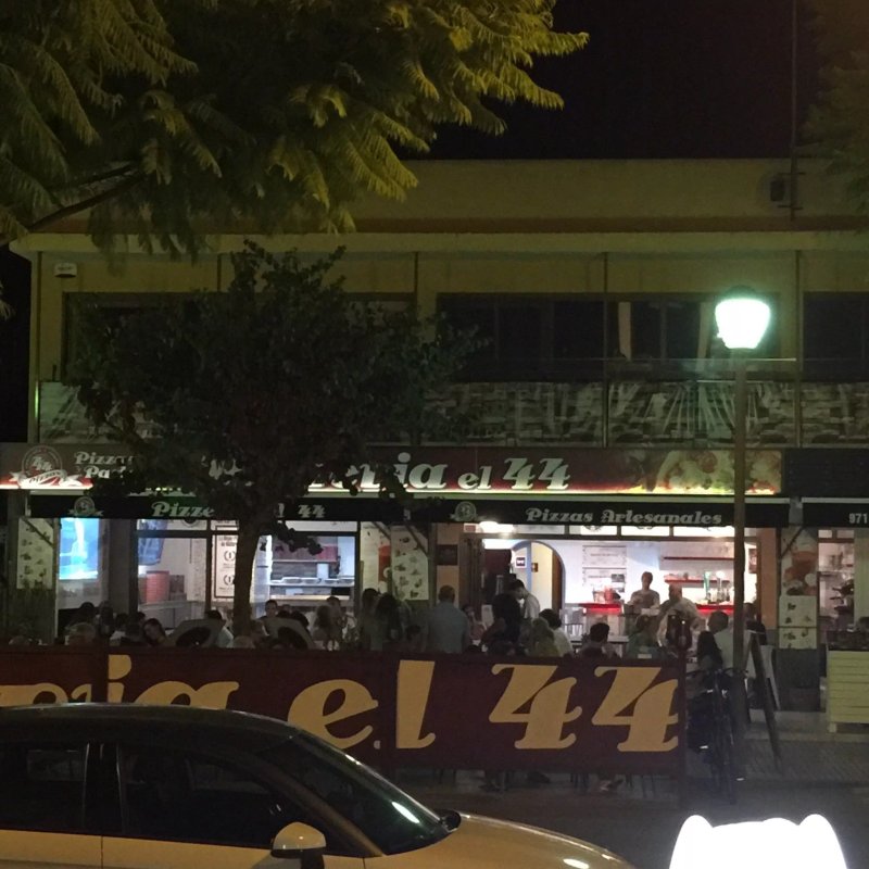 Pizzeria El 44