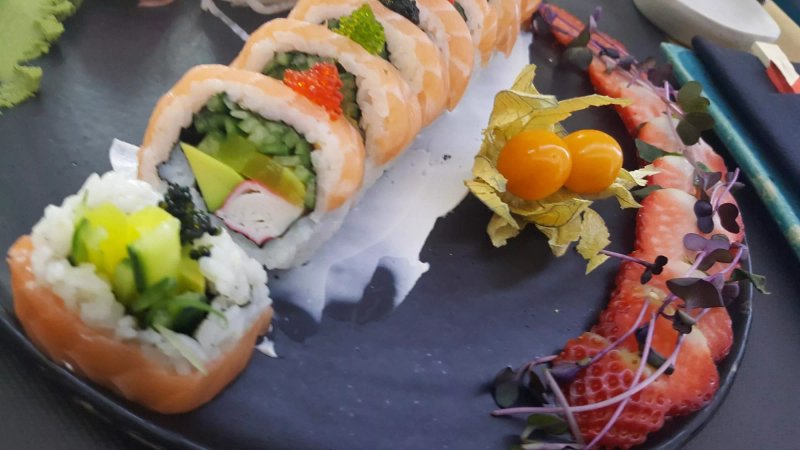 Hako Restaurant & Sushi Bar