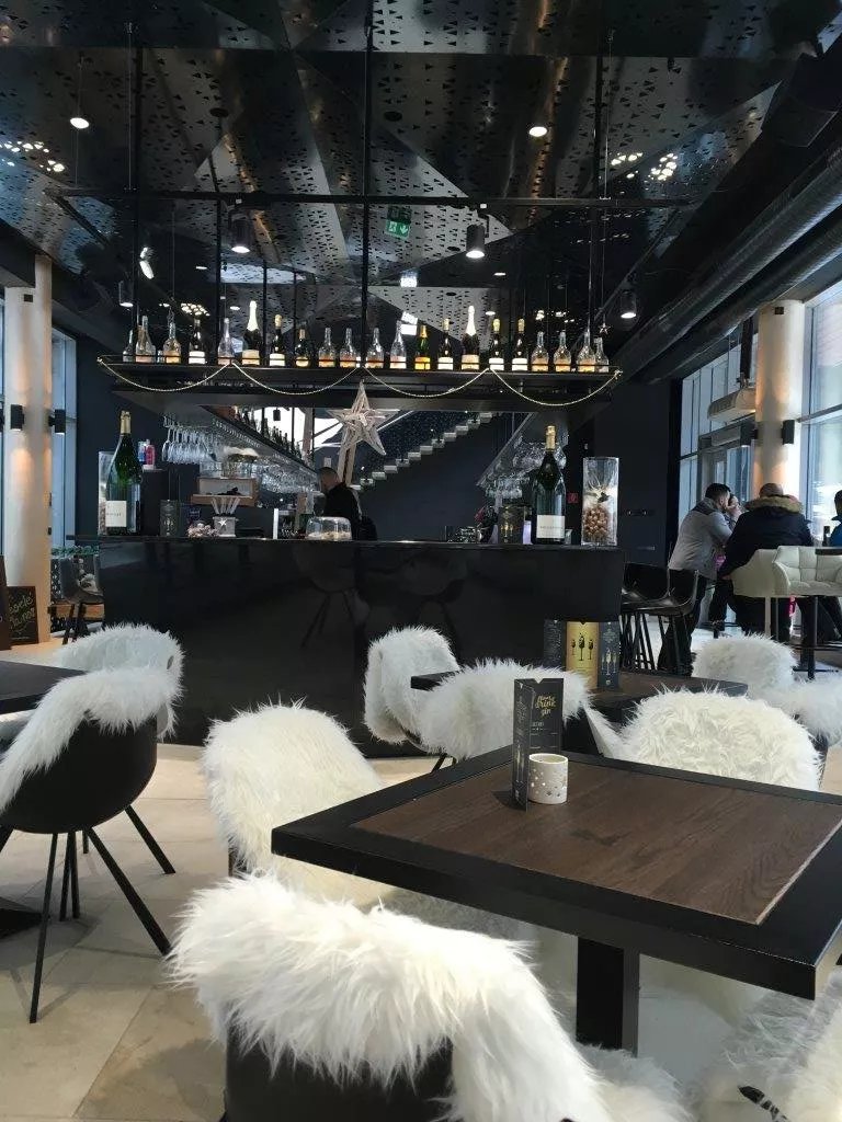 Crystal Bar
