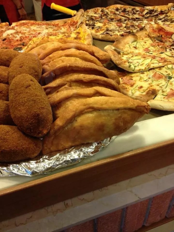 Pizza Cavour