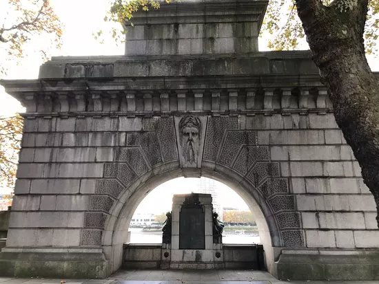 King George V Silver Jubilee Memorial