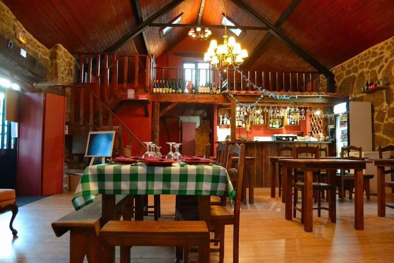 Casa D"Azenha Wine Bar